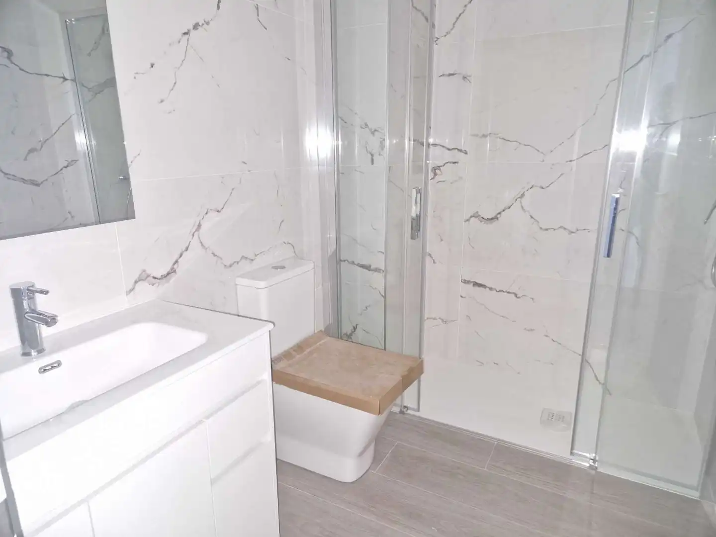 Baño de Piso en venta en Negreira con Calefacción