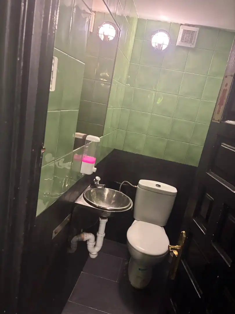 Geschaftsraum zur Miete in Calle Félix Apellaniz, Centro