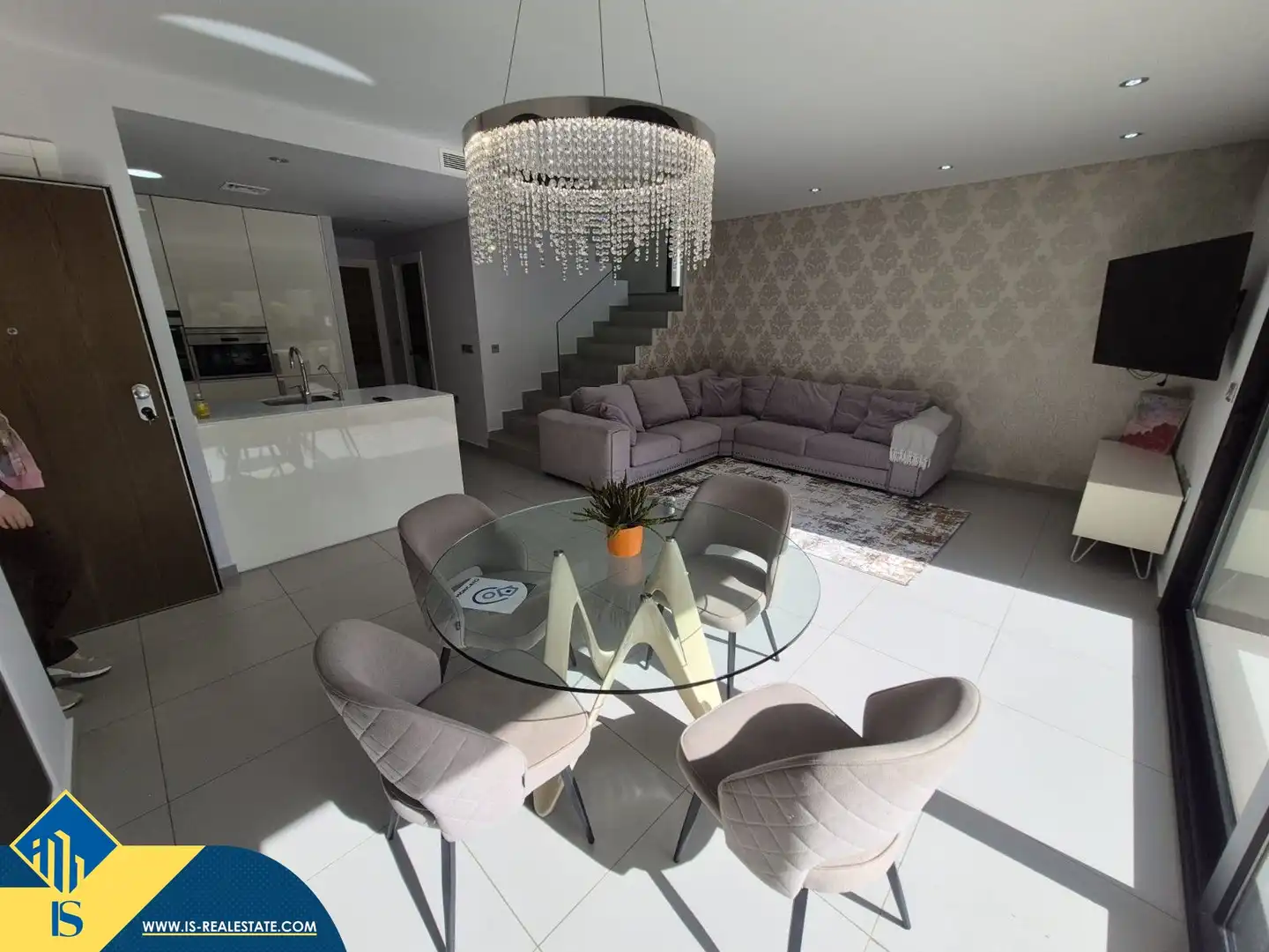 Sala d'estar de Casa o xalet en venda en Rojales amb Jardí privat, Terrassa i Moblat
