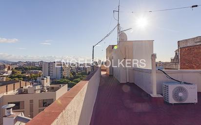 Vista exterior de Apartament en venda en  Barcelona Capital amb Calefacció, Terrassa i Balcó