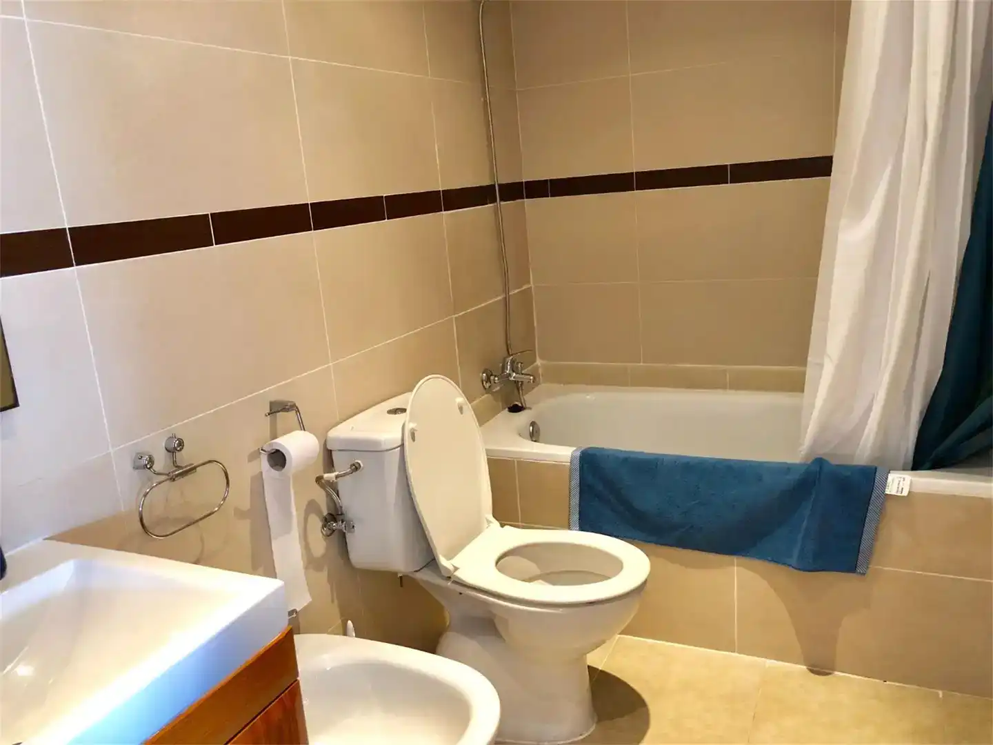 Badezimmer von Dachboden zur Miete in Oropesa del Mar / Orpesa mit Klimaanlage und Schwimmbad