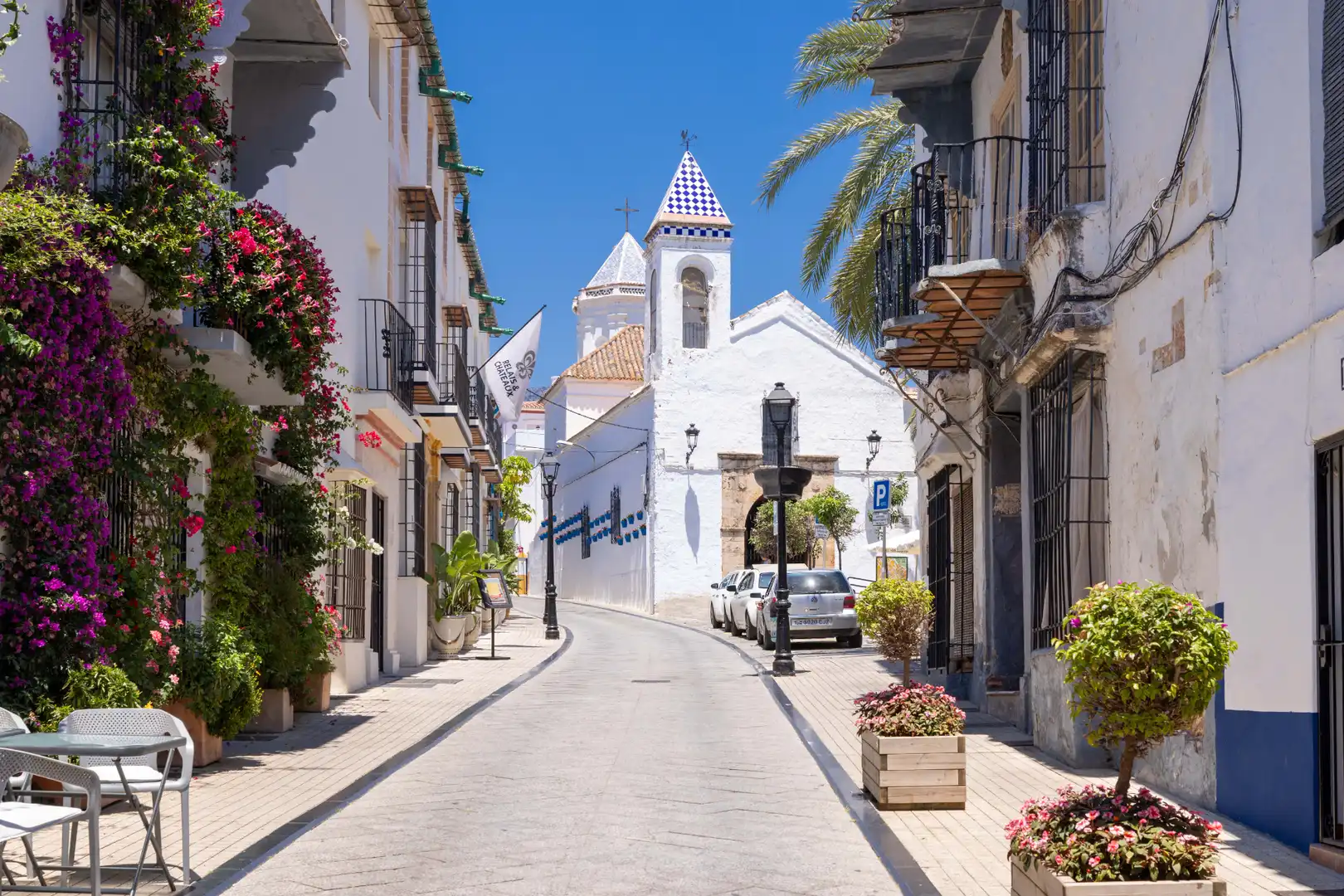 Vista exterior de Edifici en venda en Marbella
