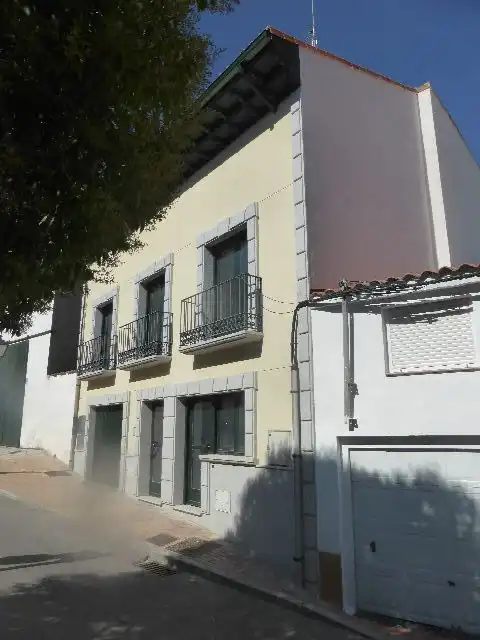 Exterior view of Flat for sale in Villamantilla  with Heating