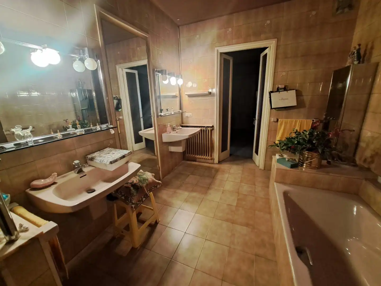 Badezimmer von Country house zum Verkauf in Mollerussa