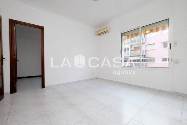 Piso en Venta en Avinguda dels Quinze en Vilapicina i la Torre Llobeta