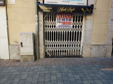 Local comercial en alquiler en Carrer de la Muralla