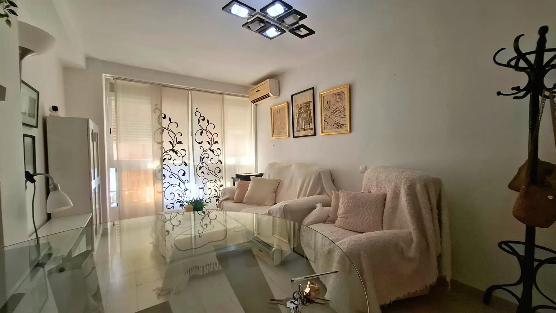Piso con ascensor en venta en Pintor Torrado 10