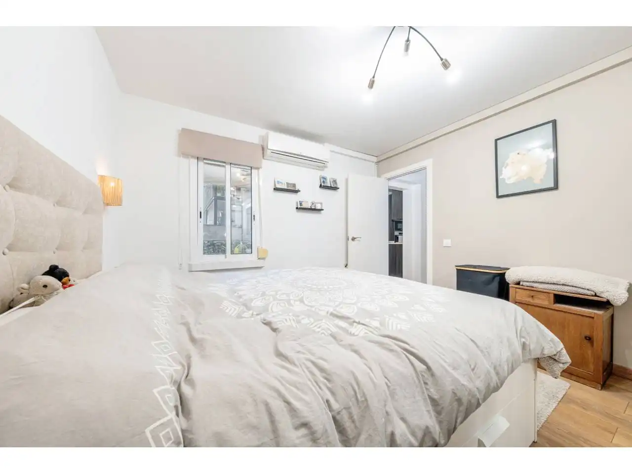 Piso con terraza en venta en Calle Atlàntida, imagen 10