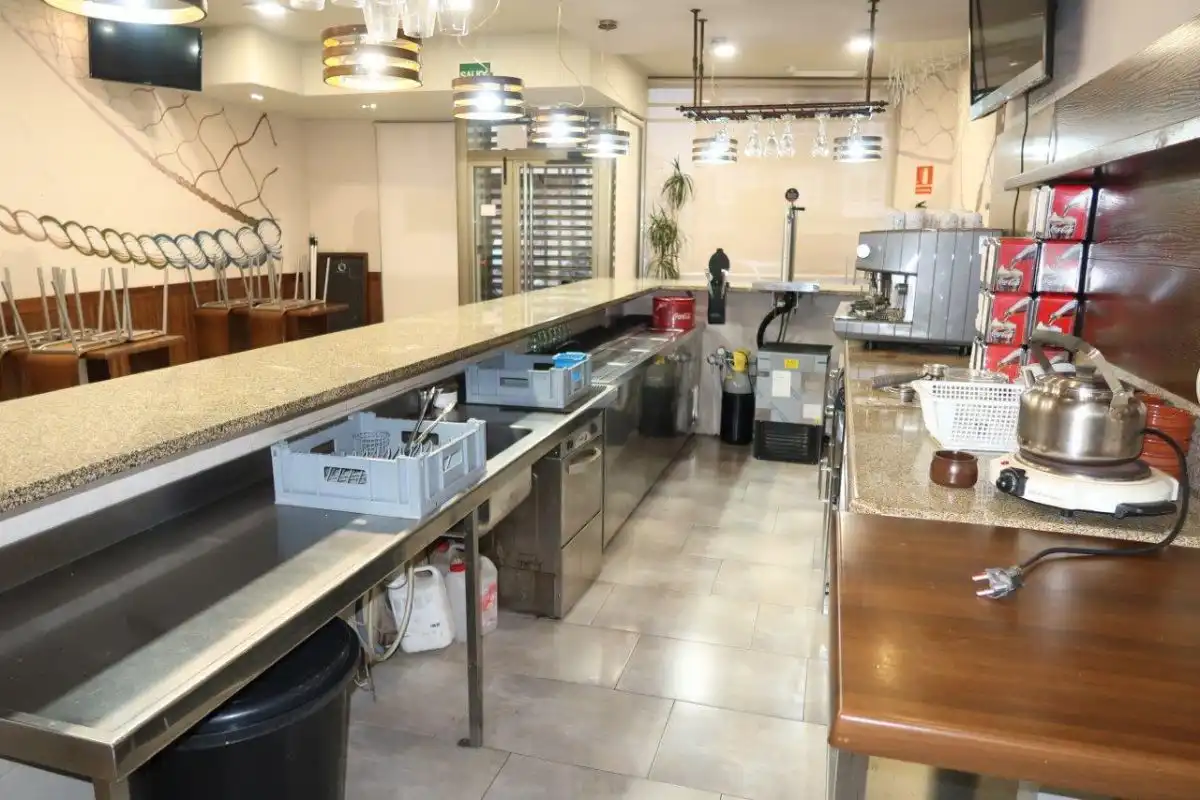 Local comercial en alquiler en Oseiro, imagen 6