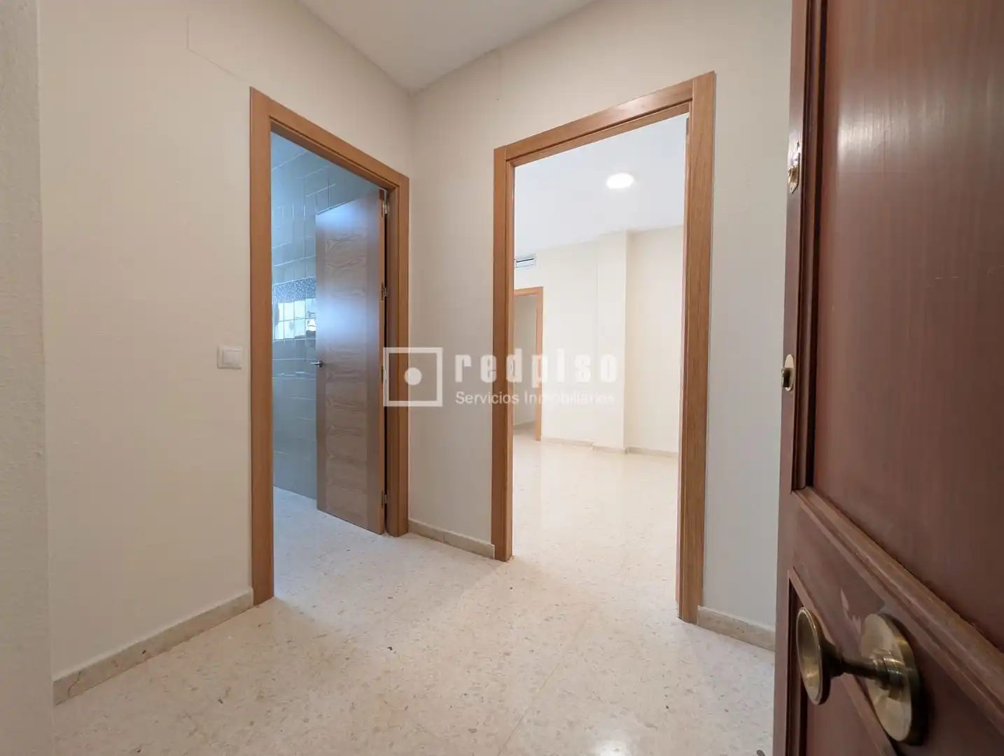 Piso con jardín en alquiler en de Almogavares