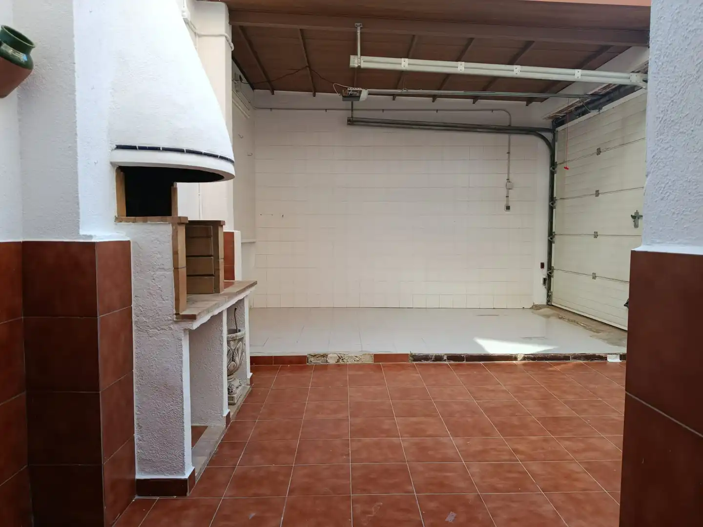 Erdgeschoss zum Verkauf in Badalona mit Klimaanlage, Heizung und Parkett