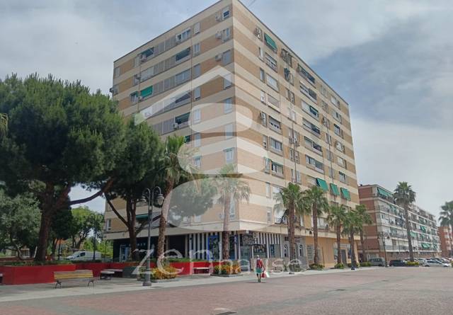 Piso en Venta en Plaza España en Juan de la Cierva