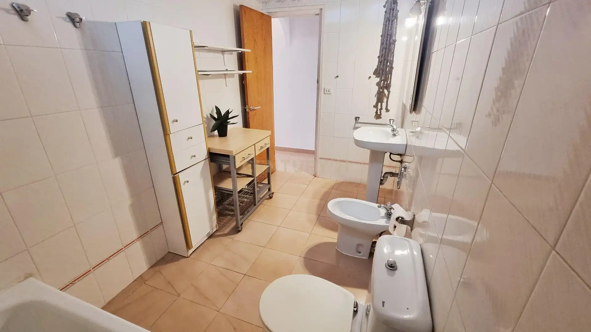 Bathroom of Apartments for sale in Colera  with Oven and Washing machine