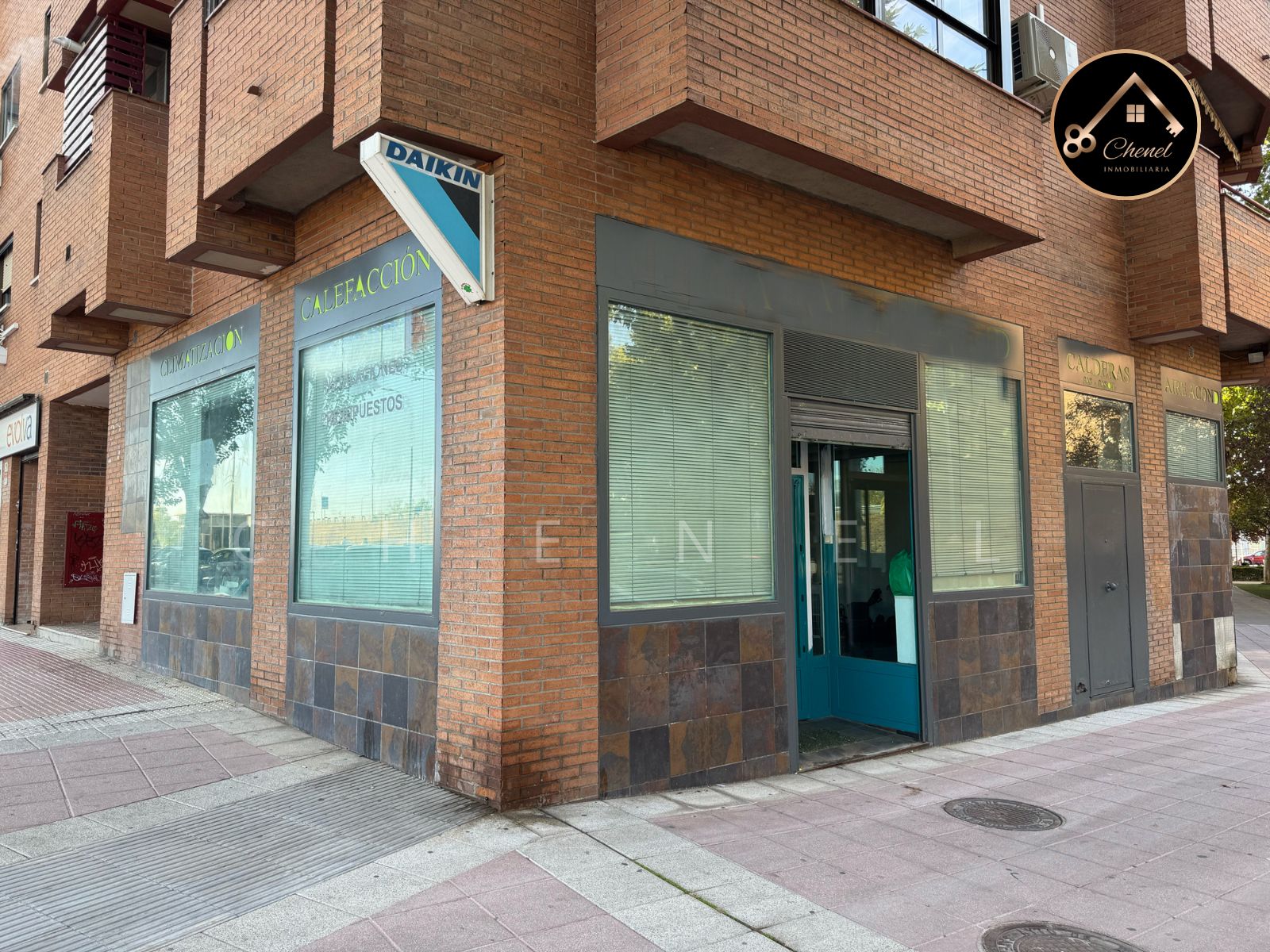 Vista exterior de Local de alquiler en Torrejón de Ardoz