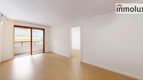 Photo 2 of Flat for sale in Callle Zaragoza, Barrio del Centro, Alicante / Alacant