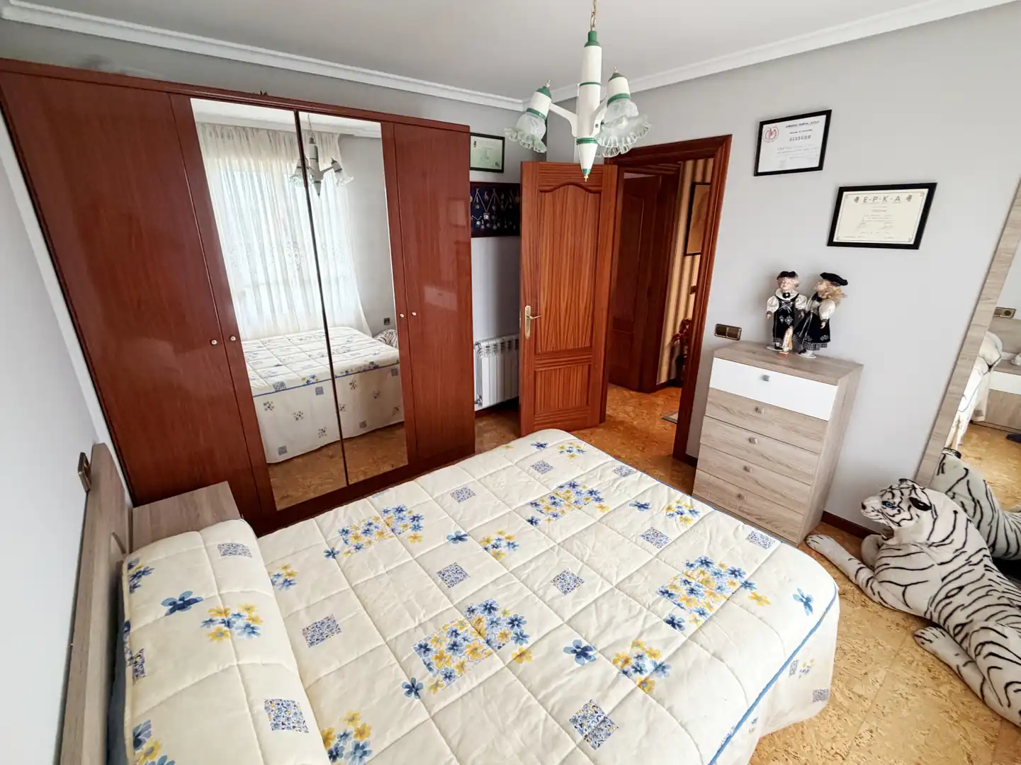 Habitación de Casa o chalet en venta en Avilés con Calefacción y Terraza