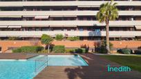 Swimming pool of Flat for sale in Vilanova i la Geltrú  with Heating, Private garden and Terrace