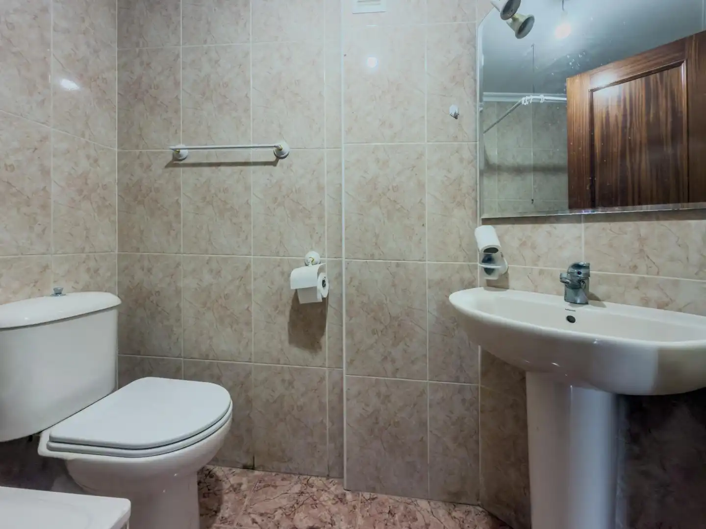 Baño de Piso en venta en Santander con Calefacción y Parquet