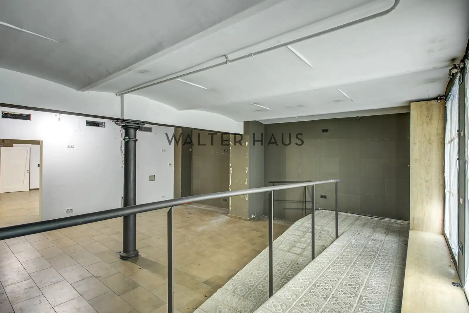 Commercial properties for rent in Barcelona  with Air Conditioner