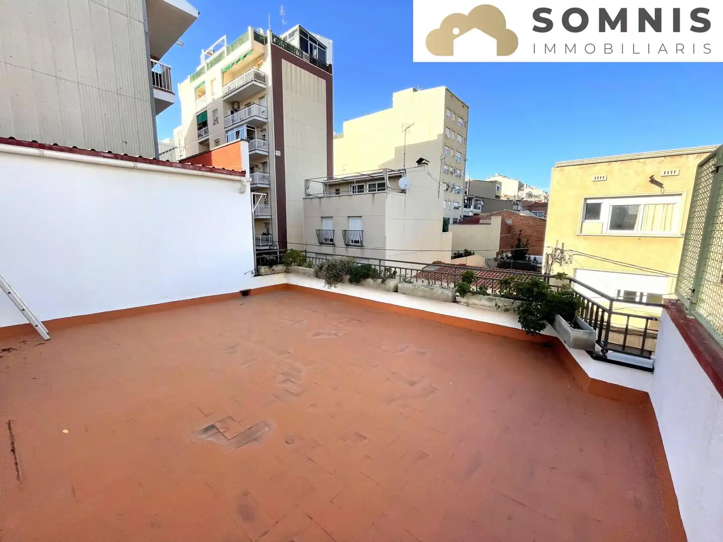 Casa adosada en venta en Les Arenes - La Grípia Can Montllor