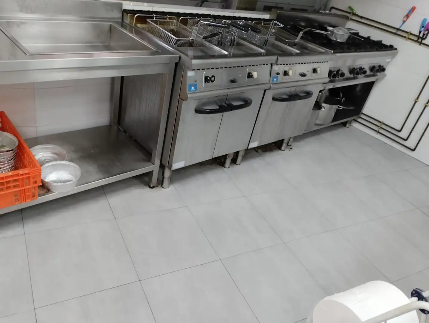 Küche von Geschaftsraum zur Miete in Chipiona mit Terrasse