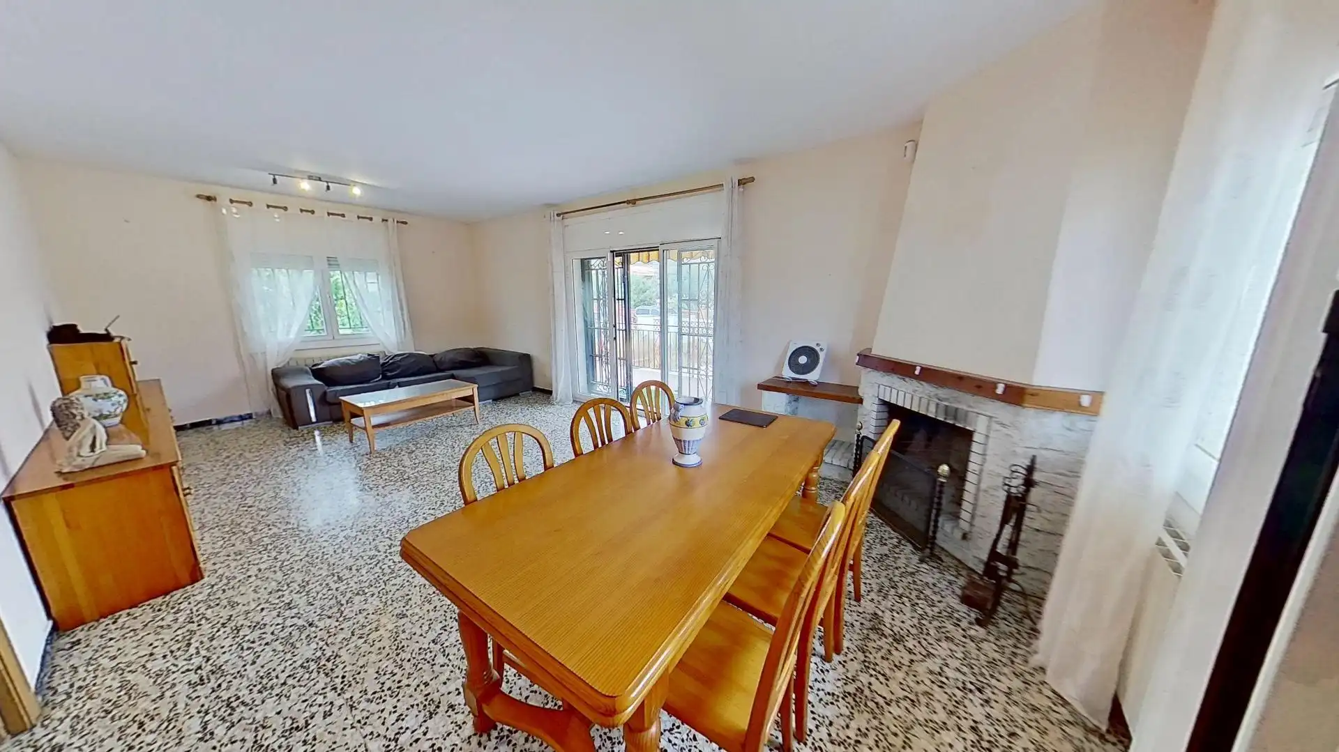 Sala d'estar de Casa o xalet en venda en Piera amb Calefacció i Balcó