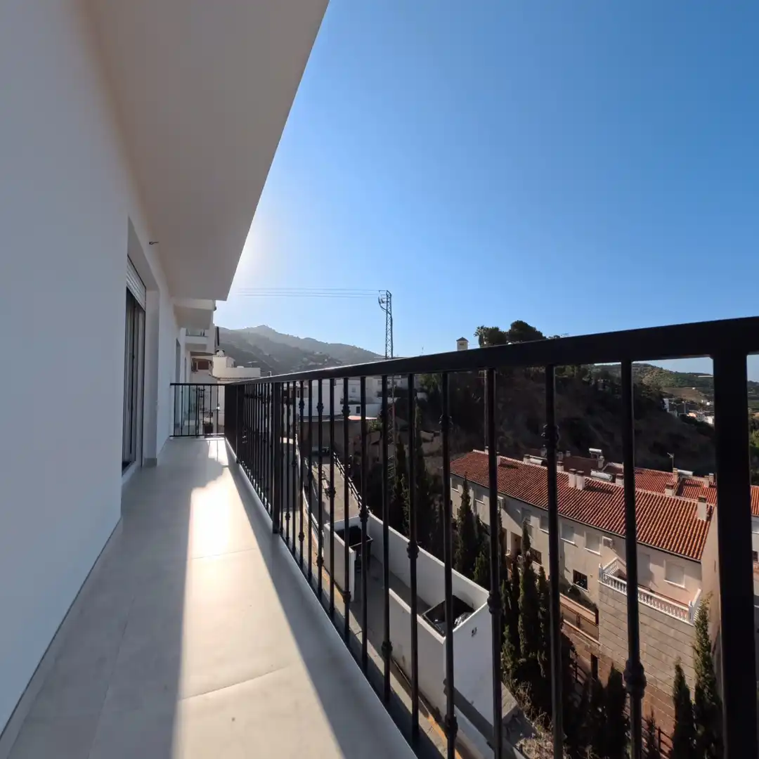 Terrassa de Apartament de lloguer en Algarrobo amb Aire condicionat, Calefacció i Moblat