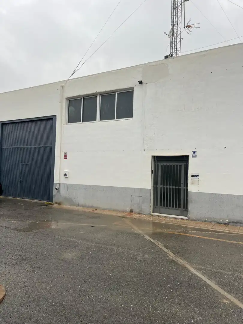 Fabrikhallen zur Miete in Algorós - El Derramador