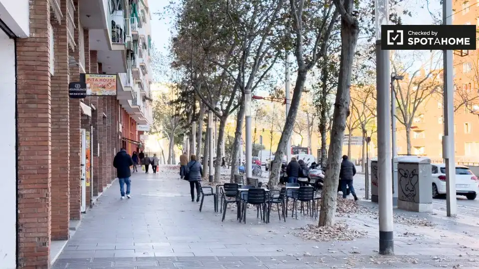 Exterior view of Flat for share in Nou Barris