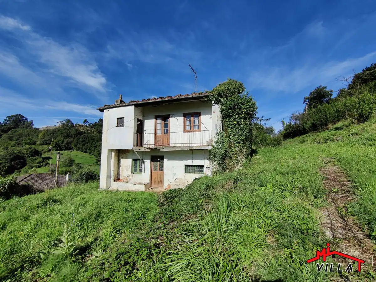 Exterior view of Houses for sale in Laredo