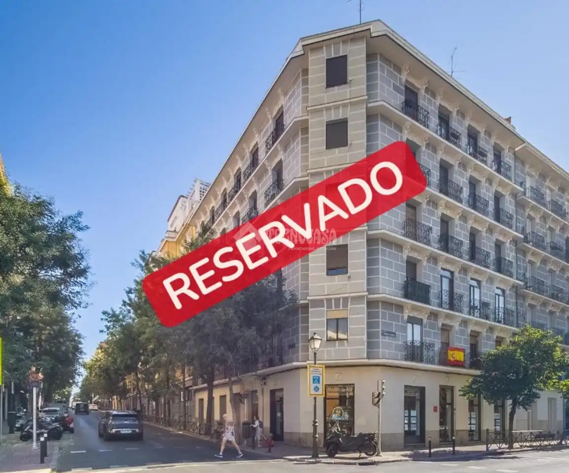 Außenansicht von Wohnung zum Verkauf in Madrid mit Klimaanlage und Heizung