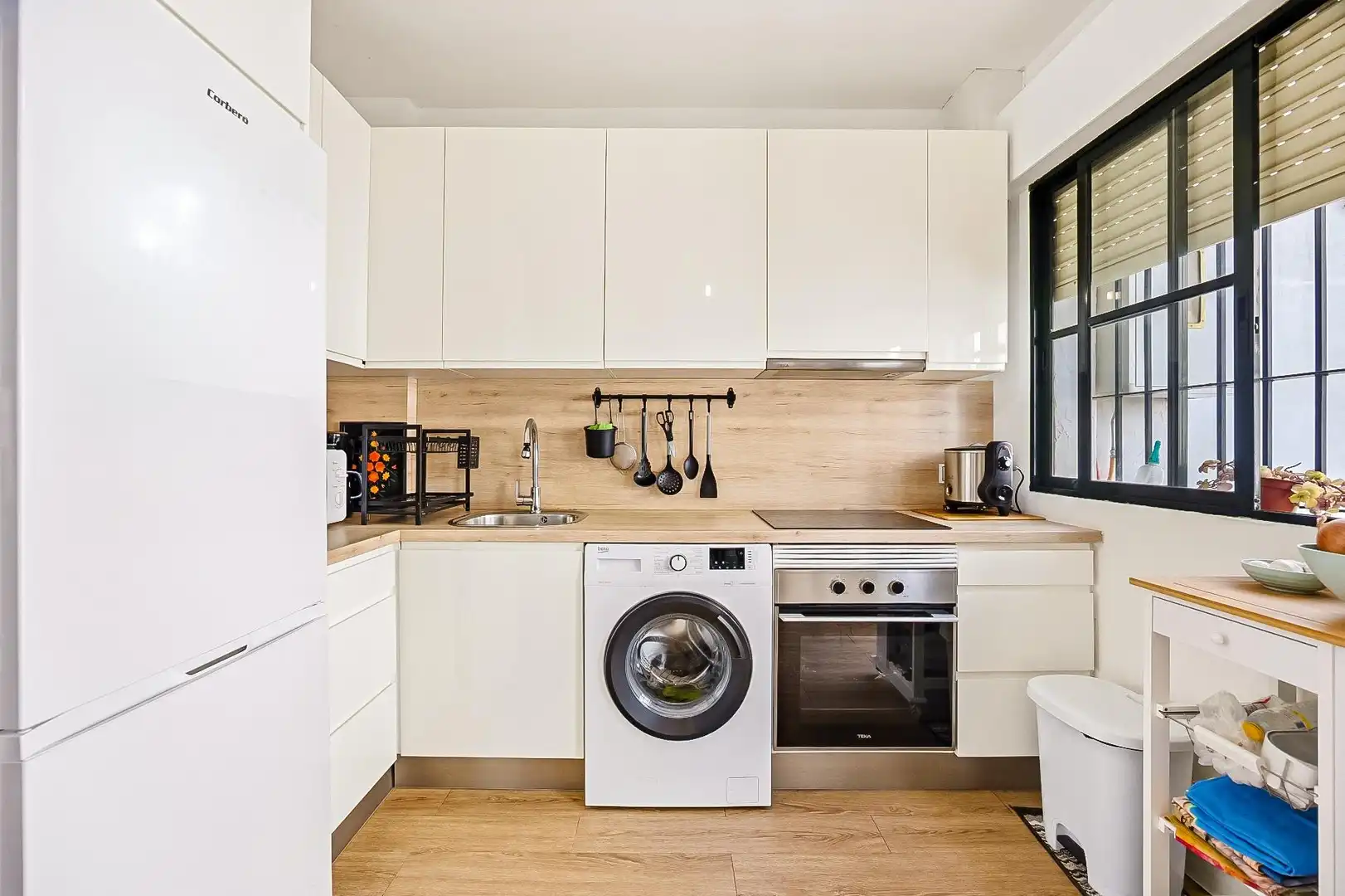 Cocina de Apartamento en venta en Chiclana de la Frontera con Jardín privado, Terraza y Trastero