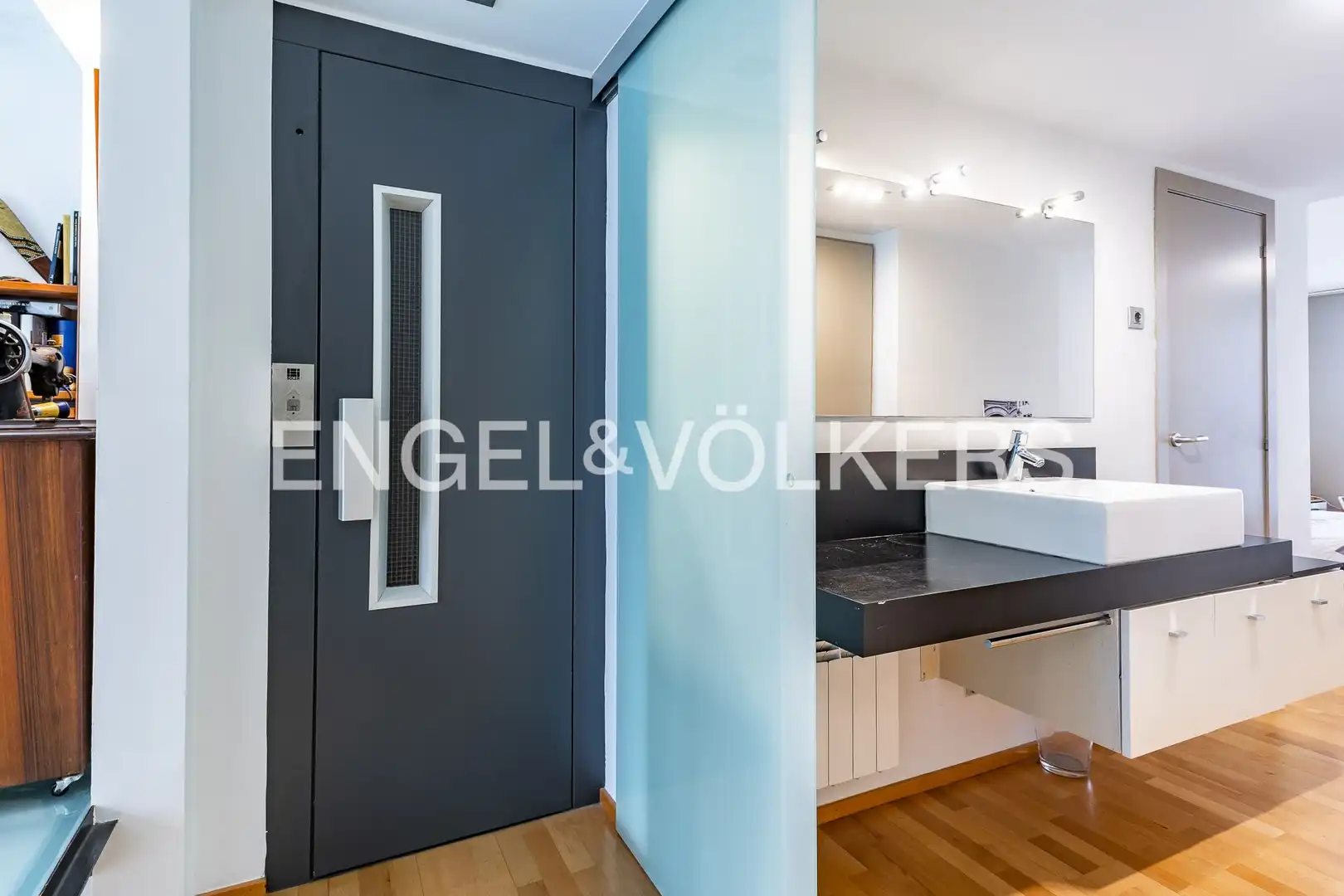 Casa adosada en venta en Barcelona con Aire acondicionado, Calefacción y Parquet