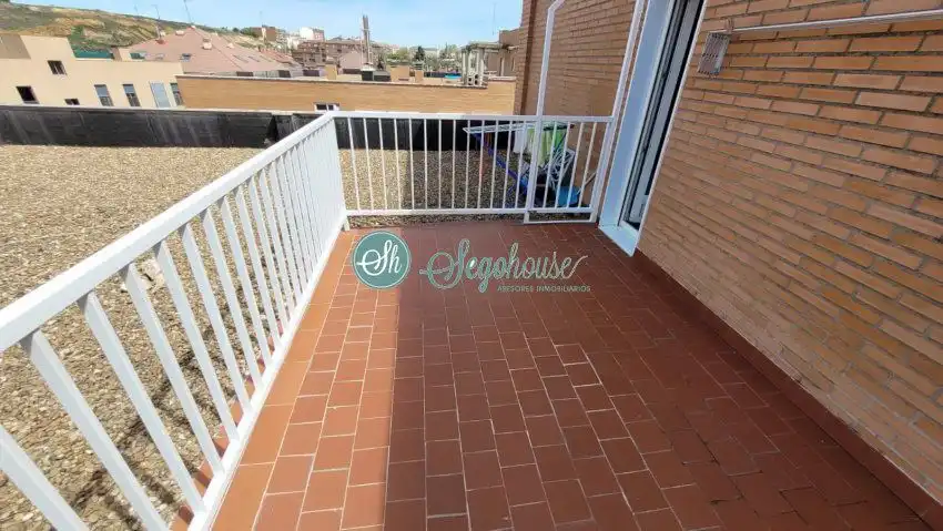 Balcony of Flat for sale in Segovia  with Heating, Parquet flooring and Terrace