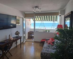 Sala d'estar de Apartament de lloguer en Almonte amb Aire condicionat i Terrassa