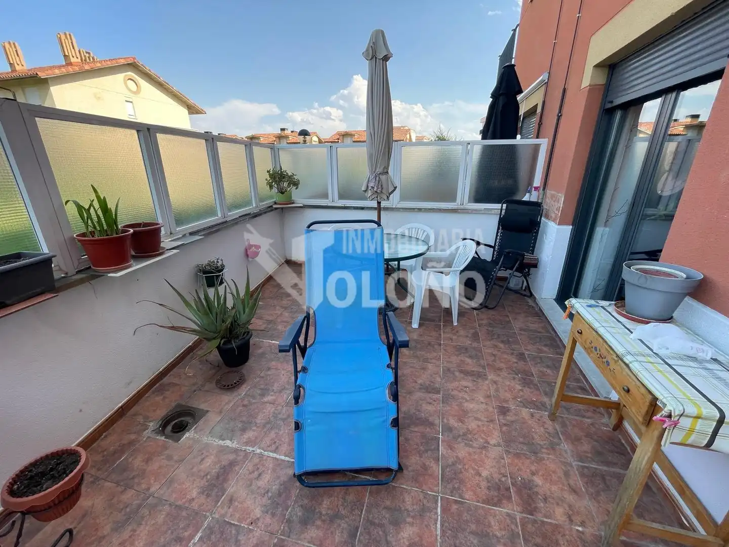Terraza de Apartamento en venta en Castañares de Rioja con Calefacción, Parquet y Terraza