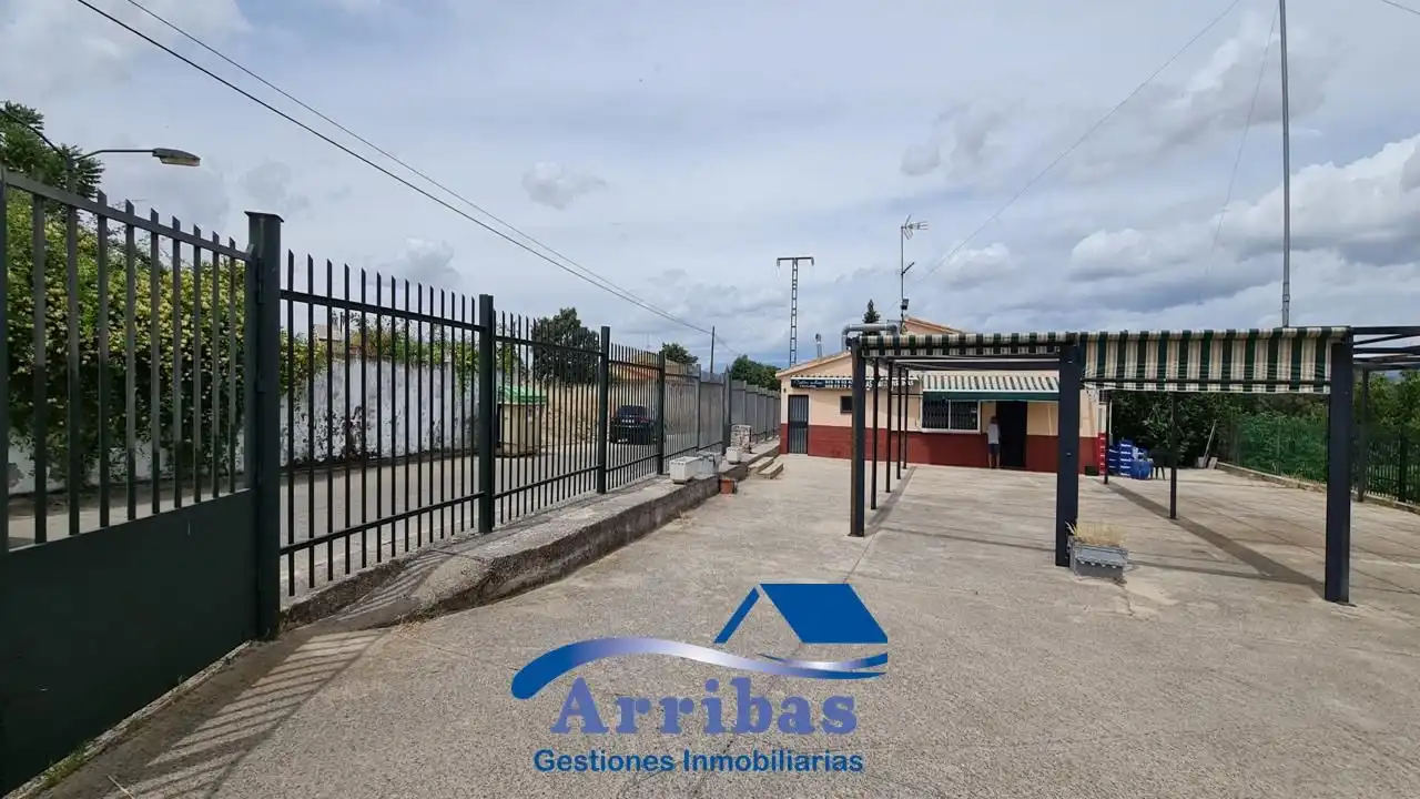 Vista exterior de Local en venta en Hormigos con Aire acondicionado y Calefacción