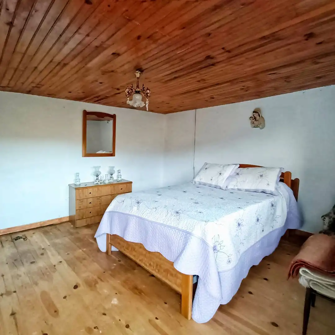 Dormitori de Casa o xalet en venda en Cotobade amb Jardí privat