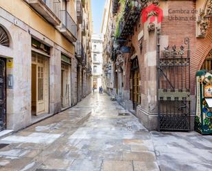 Vista exterior de Local en venda en  Barcelona Capital