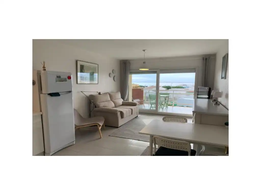 Piso con ascensor en venta en Calle De Merce Rodoreda 1