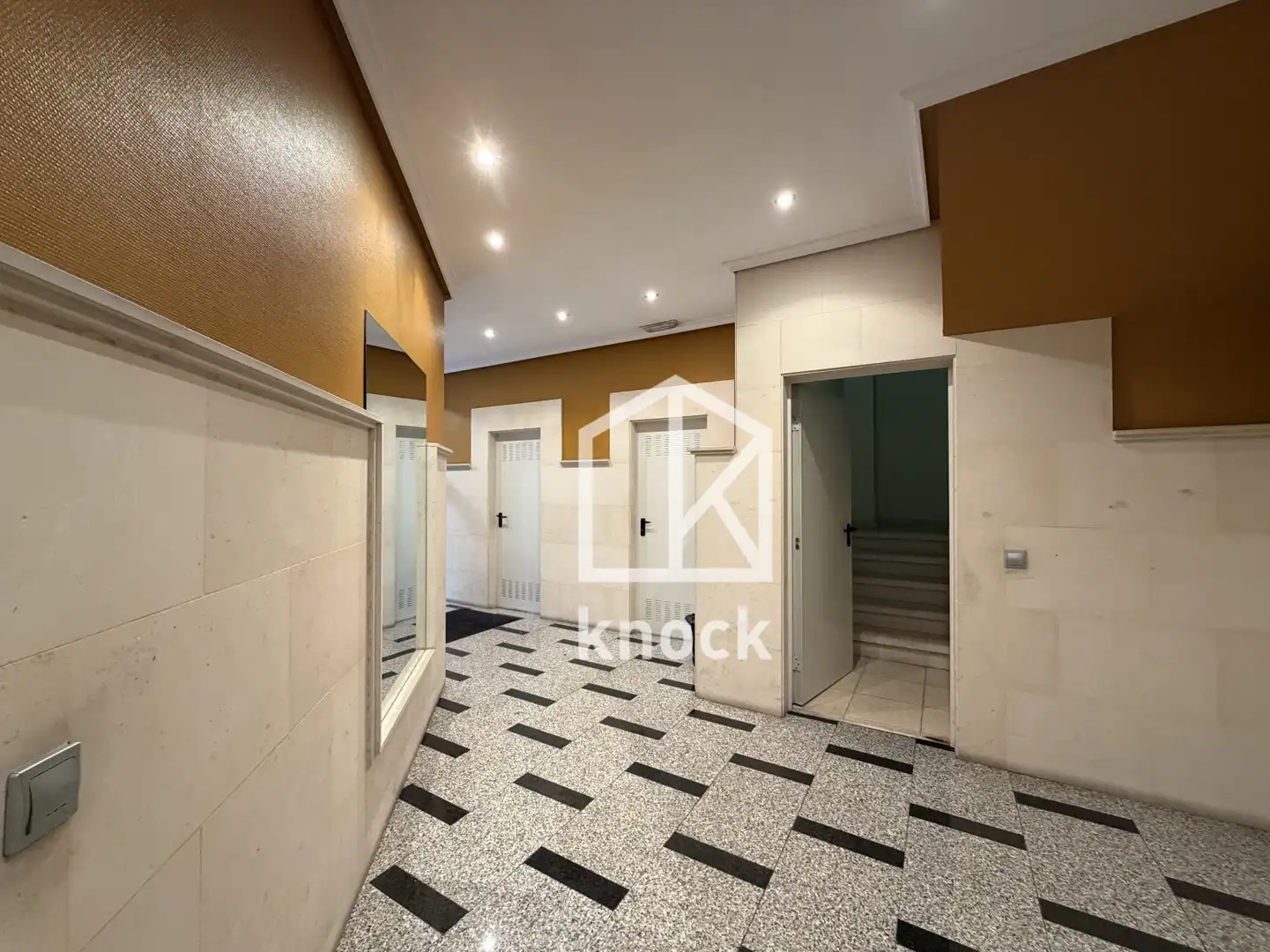 Piso en venta en Langreo con Calefacción