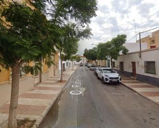 Vista exterior de Pis en venda en Roquetas de Mar