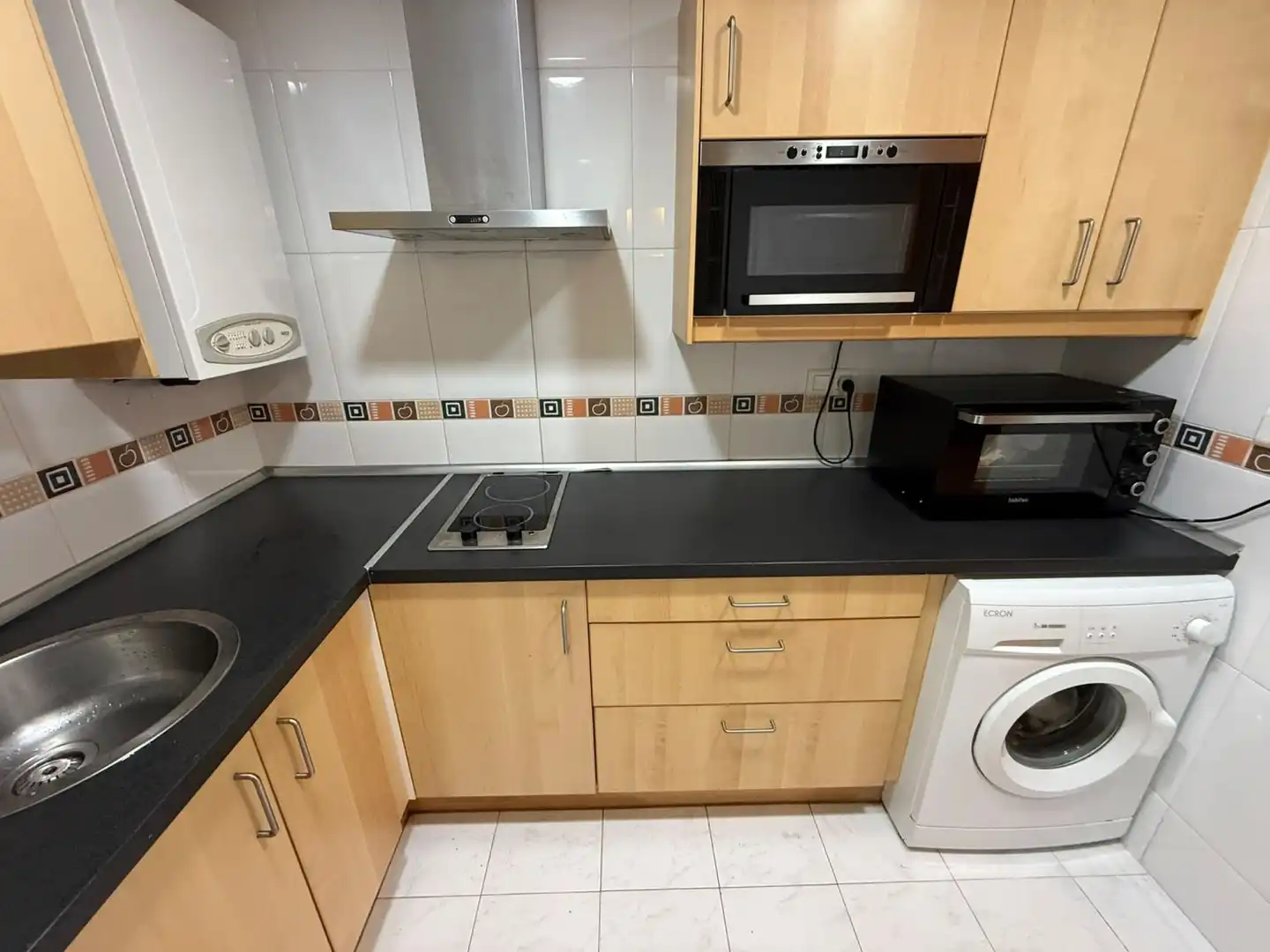 Cocina de Piso en venta en Hazas de Cesto con Calefacción, Terraza y Piscina comunitaria