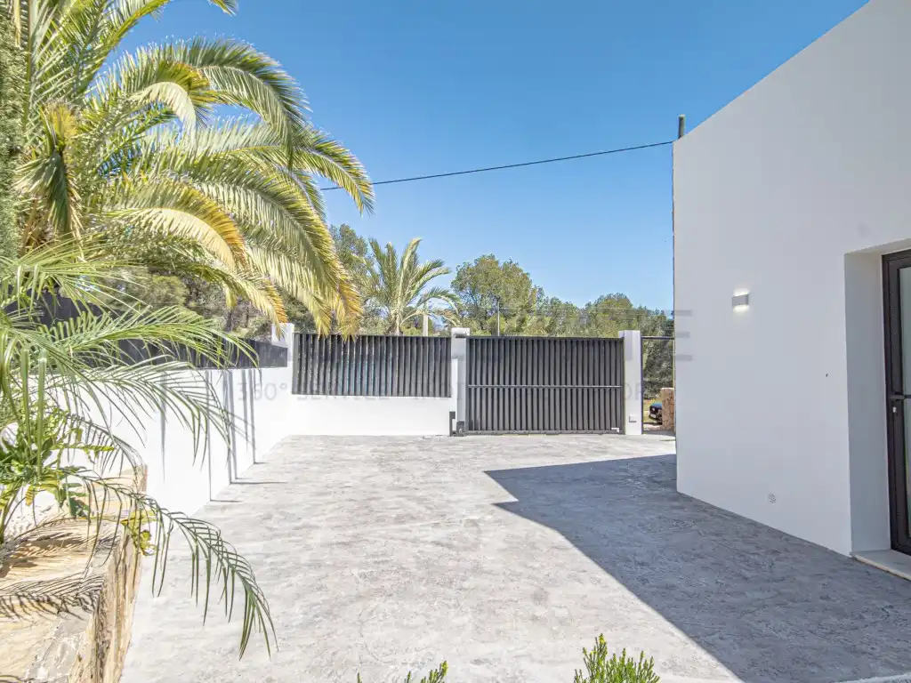 Vista exterior de Casa o xalet en venda en L'Alfàs del Pi