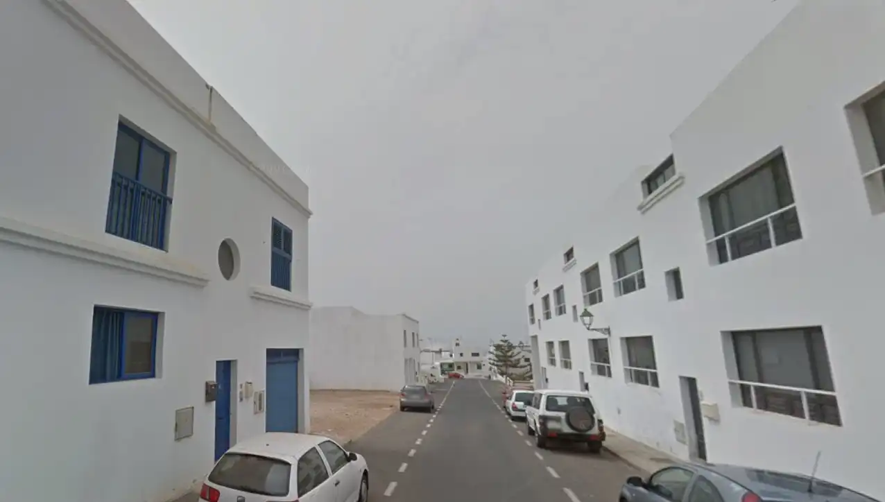 Vista exterior de Piso en venta en Tinajo