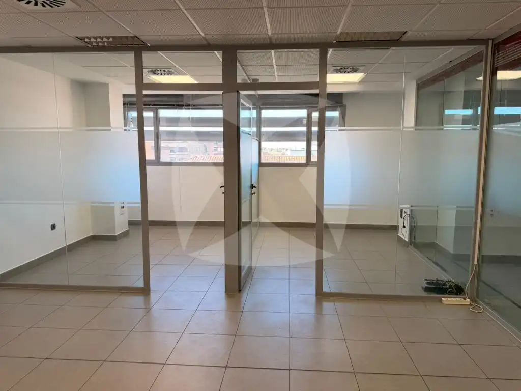 Oficina de alquiler en Badajoz con Aire acondicionado