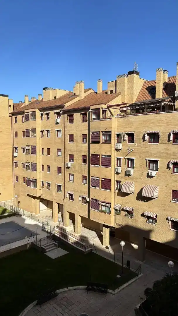 Vista exterior de Pis per a compartir en El Nido - Las Fuentes