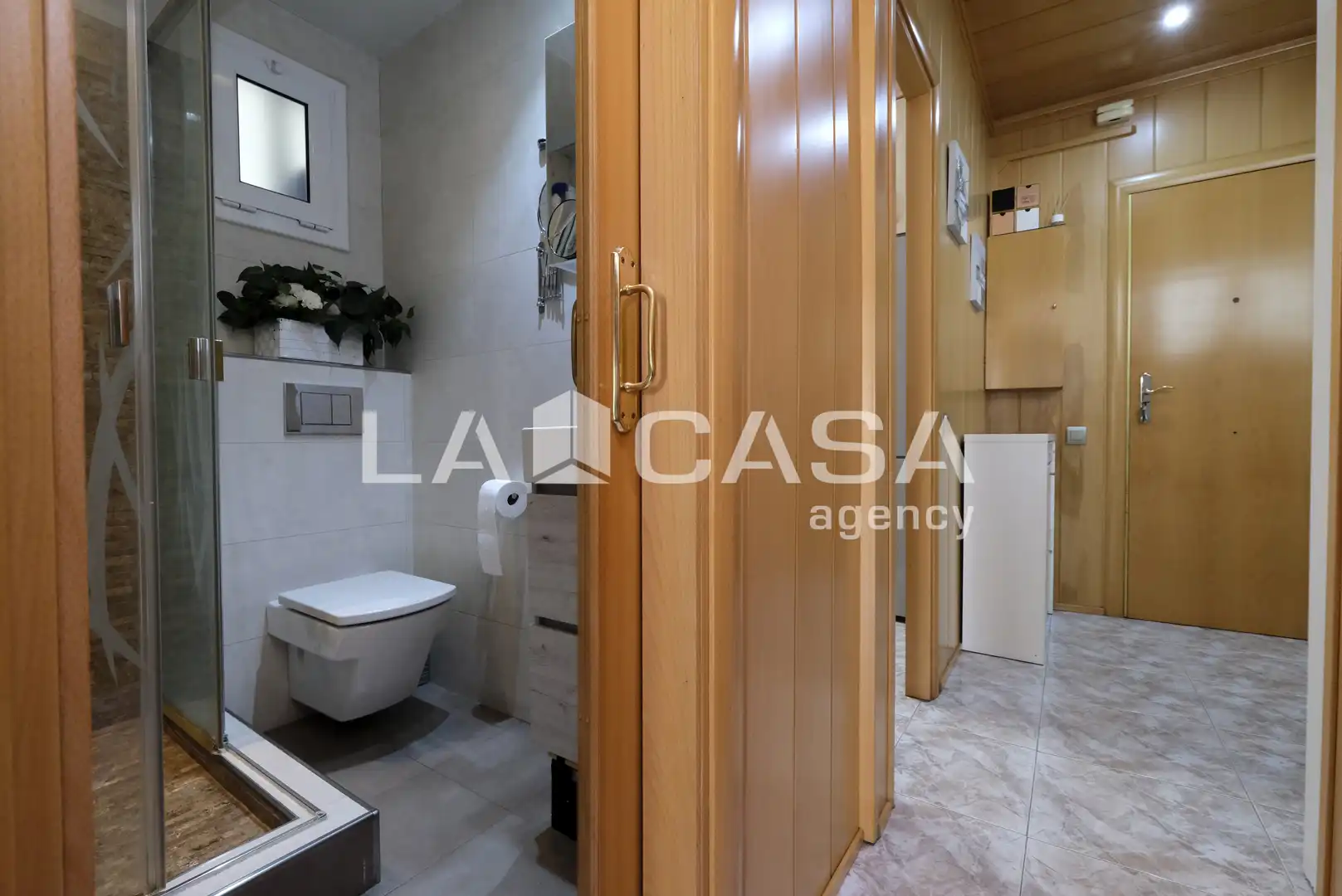 Baño de Piso en venta en Barcelona con Calefacción