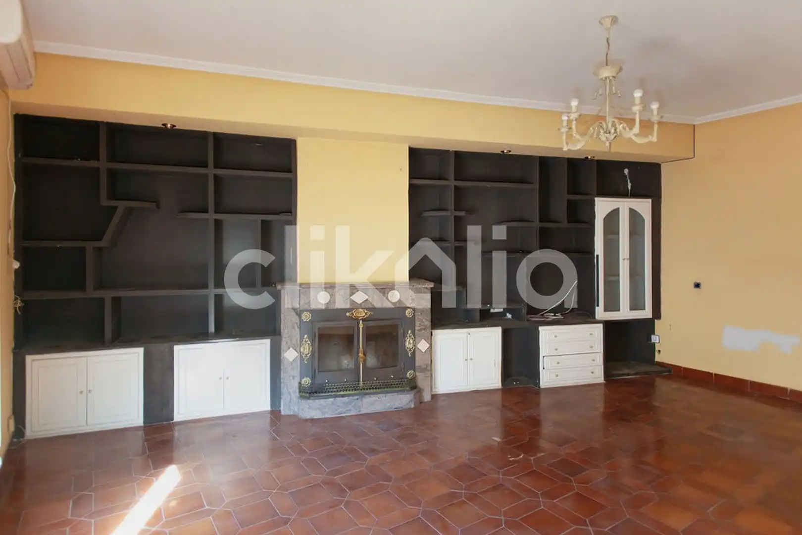 Sala de estar de Casa o chalet en venta en Cabra del Santo Cristo con Aire acondicionado y Terraza
