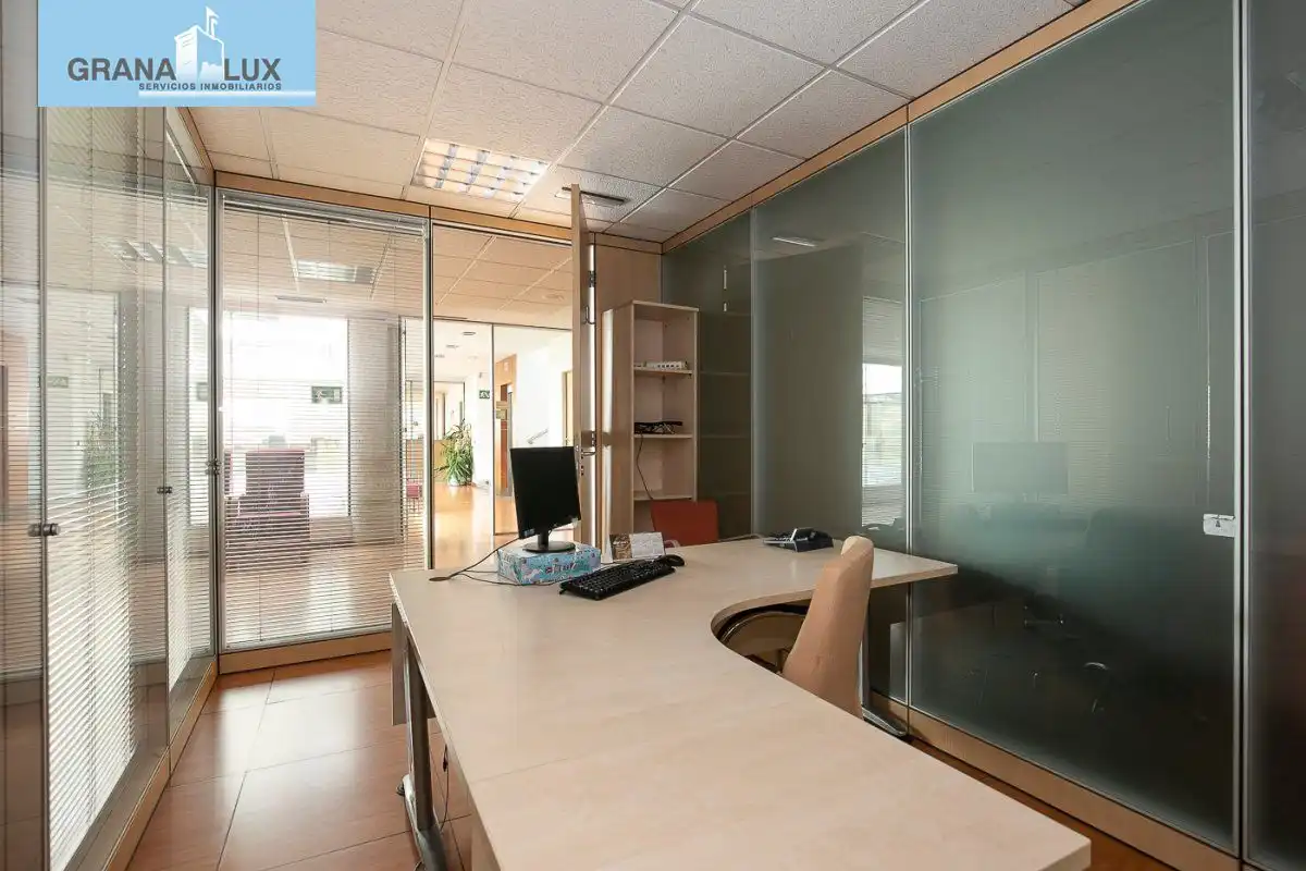Inmuebles singulares con ascensor en venta en Poniente, imagen 19